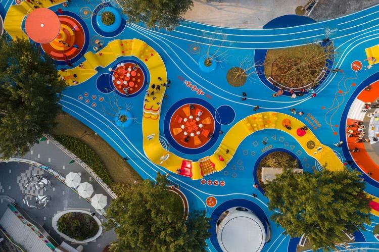 BIM建筑|金马仙踪，一种新型公共空间“城市玩具” / 佰筑设计