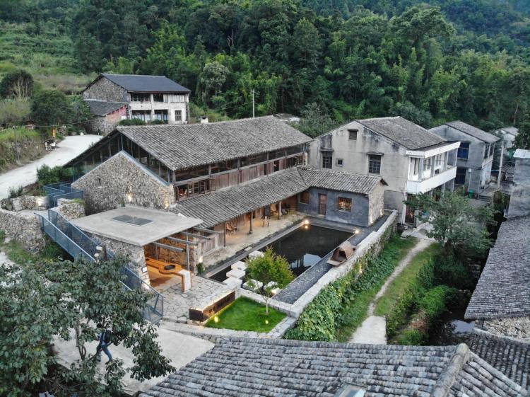 BIM建筑|小岙中通文化驿站：古朴村落中悠然而居 / 众生设计