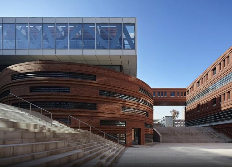 BIM建筑|向内与“内向”——中国农业大学植保楼 / 天津大学设计总院·顾志宏工作室