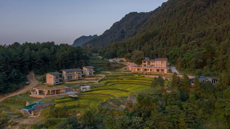 BIM建筑|可居可游，在半山稻田之间：重庆垫江巴谷宿集建筑设计 / 三文建筑