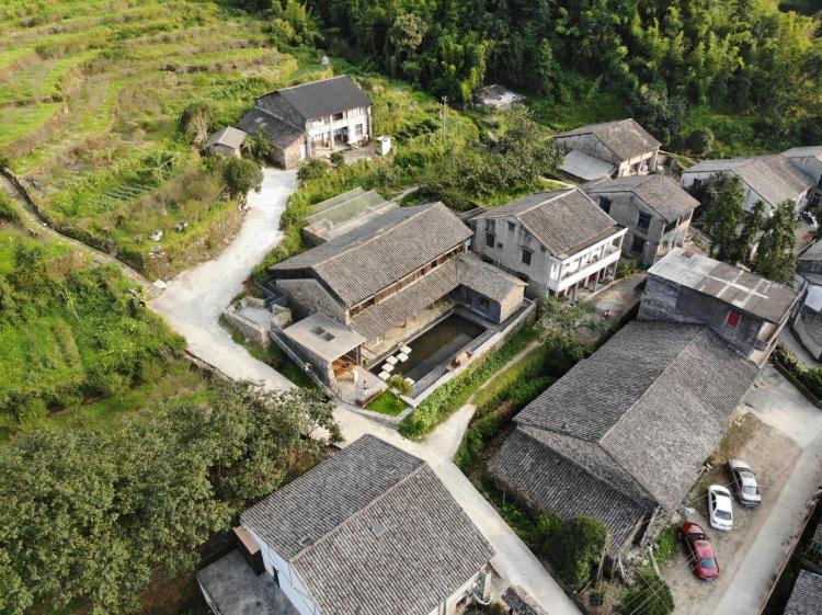 BIM建筑|小岙中通文化驿站：古朴村落中悠然而居 / 众生设计