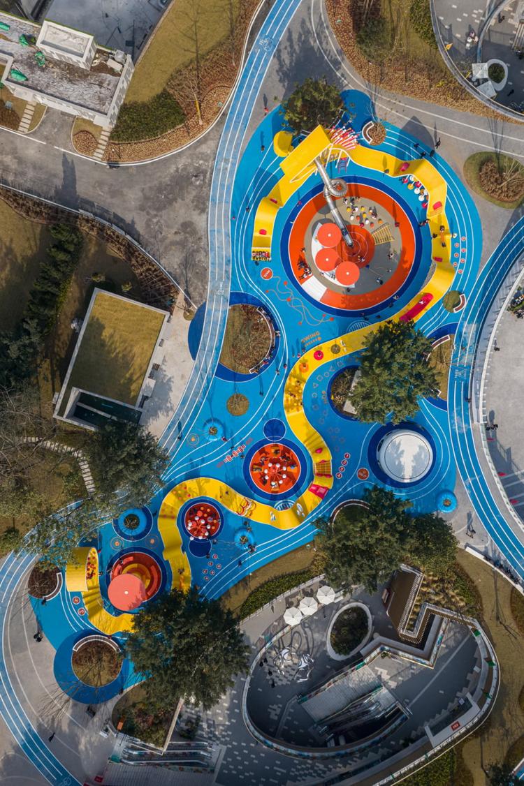 BIM建筑|金马仙踪，一种新型公共空间“城市玩具” / 佰筑设计