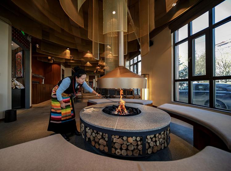 BIM建筑|喀拉卡尔藏族美食文化中心，香格里拉 / 平介设计