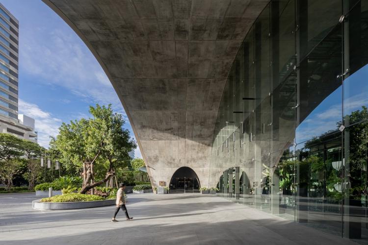 BIM建筑|辛德霍恩凯宾斯基酒店，在城市绿地中“跳舞” / Plan Architect