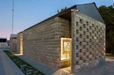 BIM建筑|伊朗胡巴设计群在水池和绿地周围布置混凝土展厅-BIM建筑网