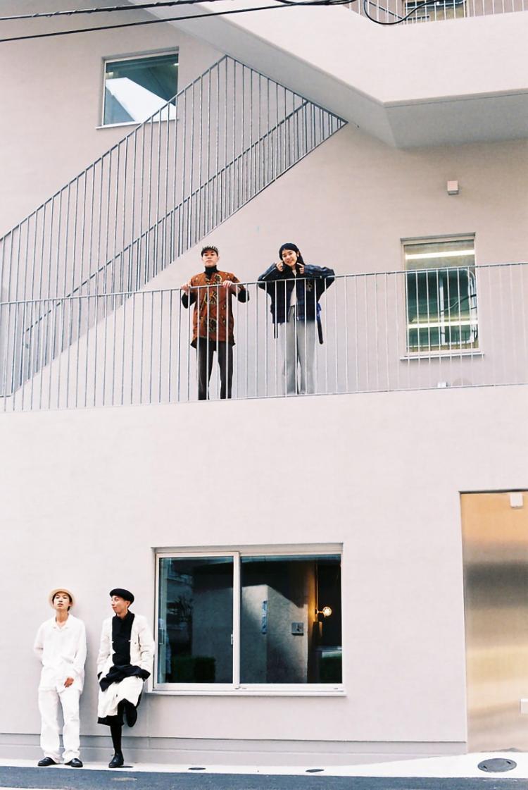 BIM建筑|荒川大厦，交叠楼梯以纯“凹造型”的居住办公大厦 / 日建设计