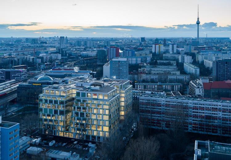 BIM建筑|递进立面，柏林上城综合体UP! Berlin / JASPER ARCHITECTS