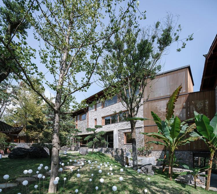 BIM建筑|马儿山村·林语山房民宿酒店，湖南，张家界 / 尌林建筑设计事务所