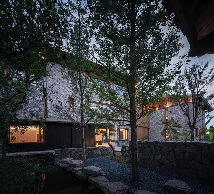 BIM建筑|马儿山村·林语山房民宿酒店，湖南，张家界 / 尌林建筑设计事务所