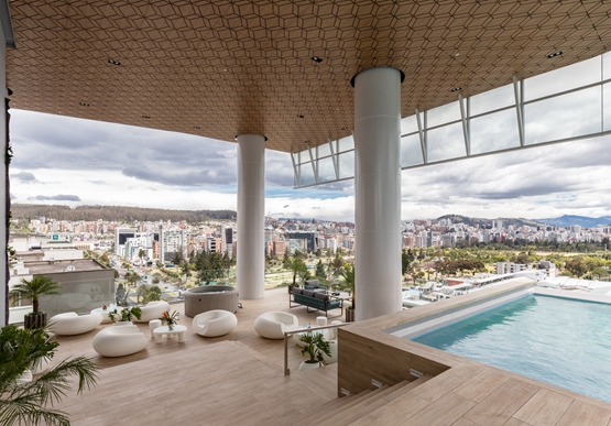 BIM建筑|卡洛斯·萨帕塔设计厄瓜多尔的弧形玻璃塔楼