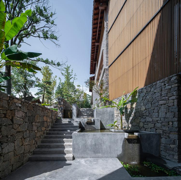 BIM建筑|马儿山村·林语山房民宿酒店，湖南，张家界 / 尌林建筑设计事务所