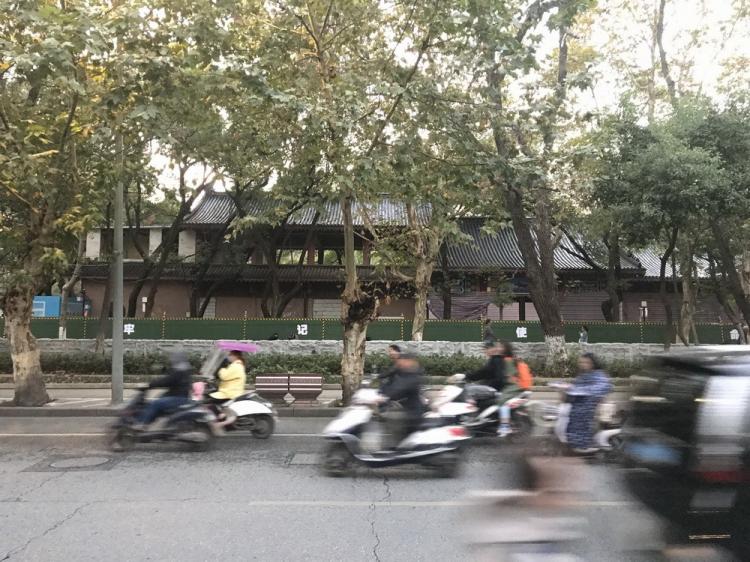 BIM建筑|南昌市八一公园梁书美术馆改造/XAA建筑事务所