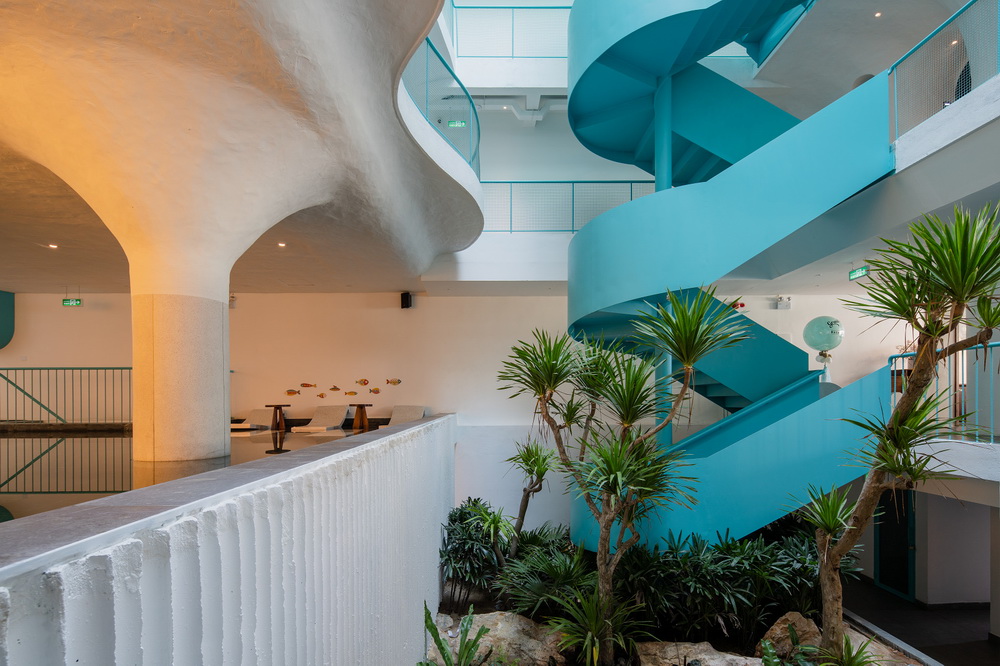 BIM建筑|如果，建筑是海浪：Le Bouton酒店/D1 Architectural Studio