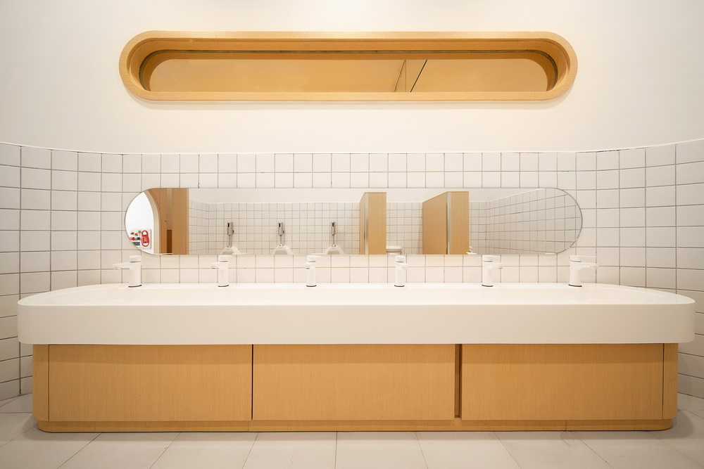 BIM建筑|极具分寸感的幼儿园空间：墨伊教育中心 / TOPOS DESIGN