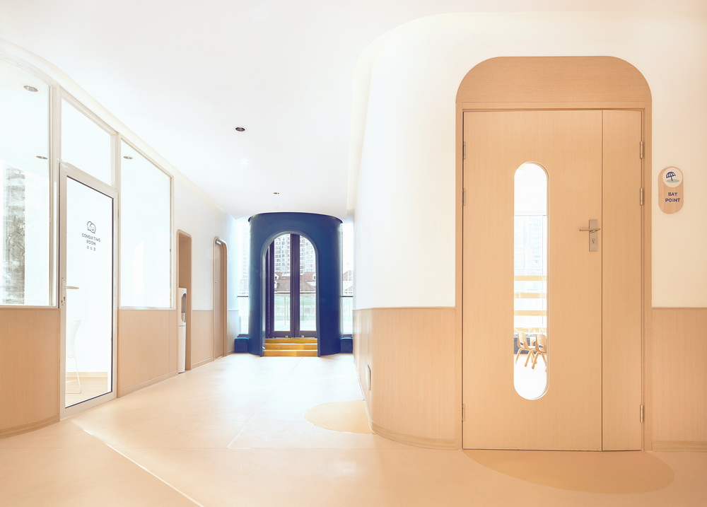 BIM建筑|极具分寸感的幼儿园空间：墨伊教育中心 / TOPOS DESIGN