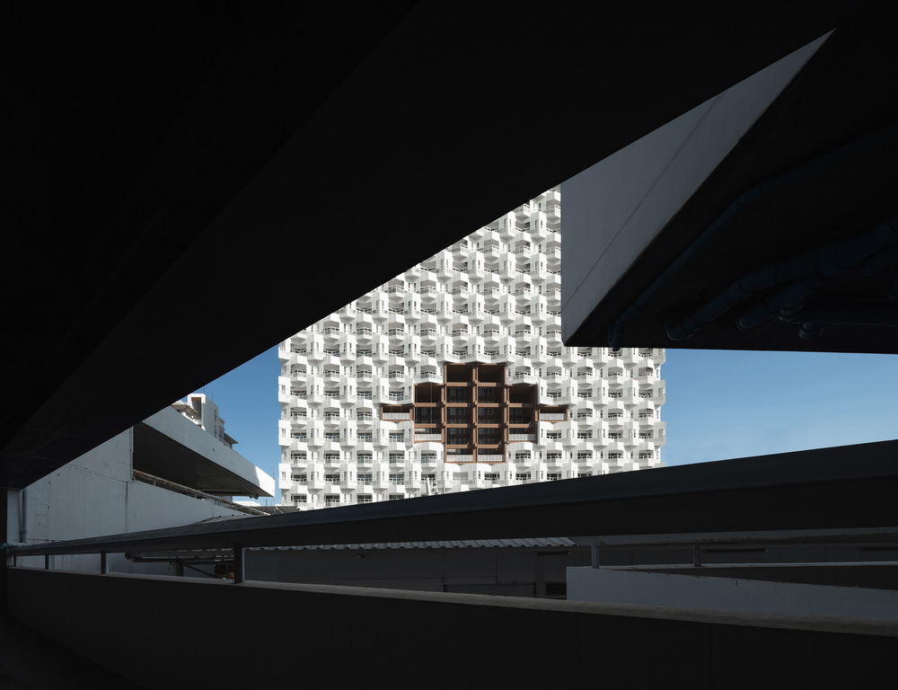 BIM建筑|白衣天使的架空中庭宿舍楼/Plan Architect