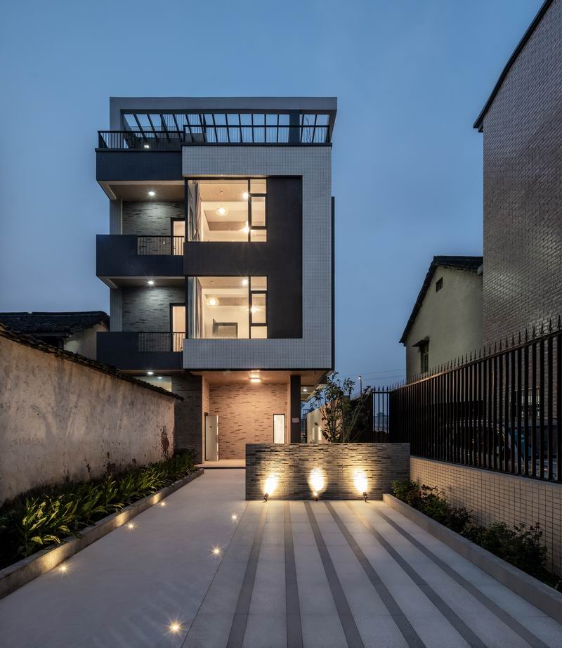 BIM建筑|登上福布斯的建筑师，用70w造出400平的“梯田之家” / 丰间建筑事务所