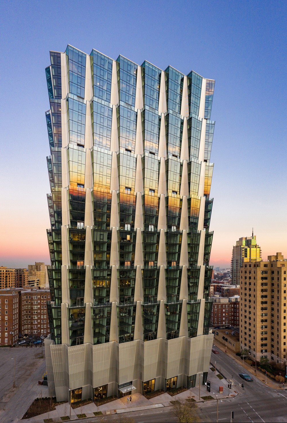 BIM建筑|“海参”公寓楼：国王林荫大道100号/Studio Gang