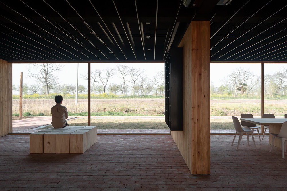 BIM建筑|树林里的图书室：自然向建筑的转译/空间里