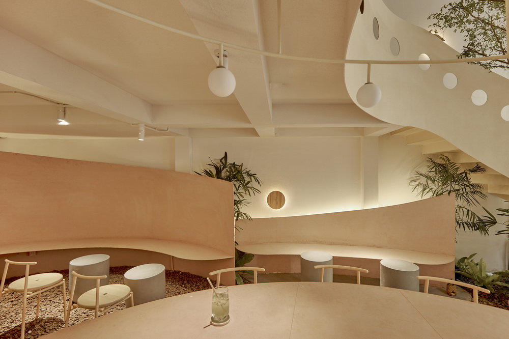 BIM建筑|越南鸟巢咖啡店/ Red5studio+Ben Decor