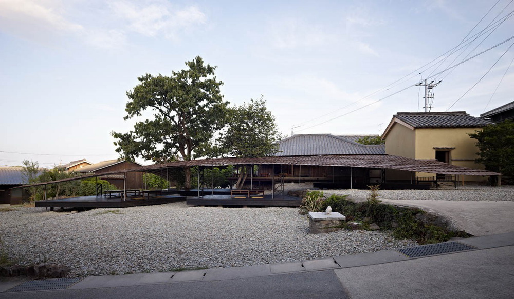 BIM建筑|用废弃的房子改造成的艺术餐厅 / Atelier Ryo Abe Works