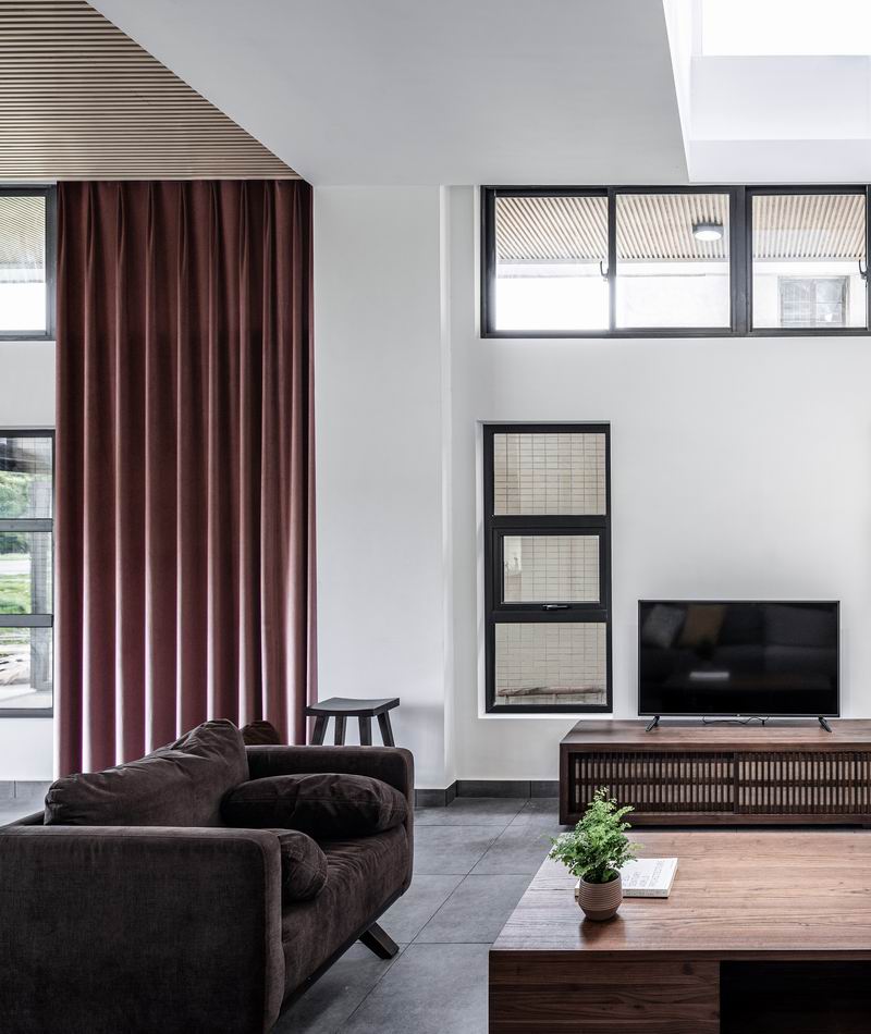 BIM建筑|登上福布斯的建筑师，用70w造出400平的“梯田之家” / 丰间建筑事务所