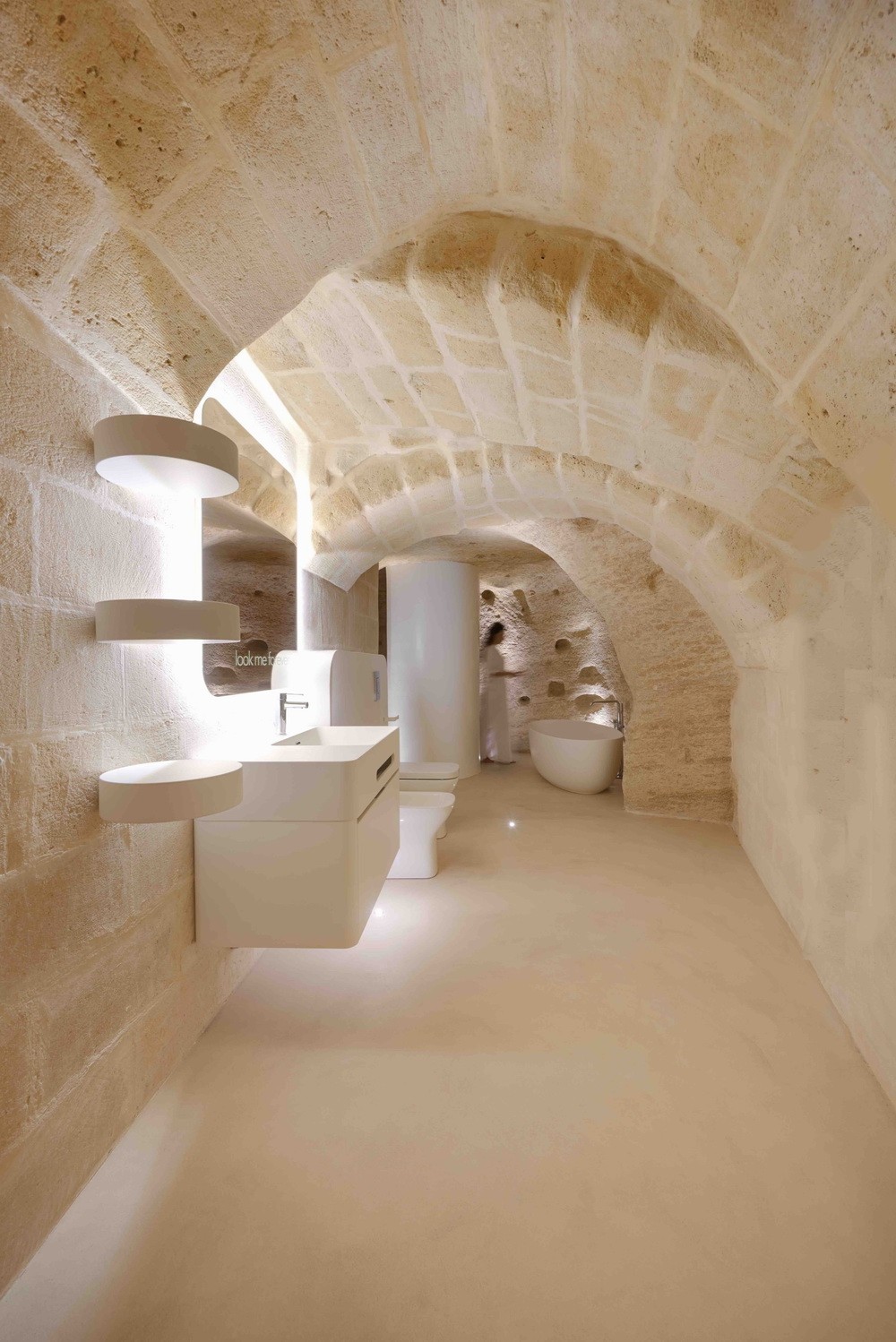 BIM建筑|Aquatio 洞穴酒店与水疗中心 / Simone Micheli