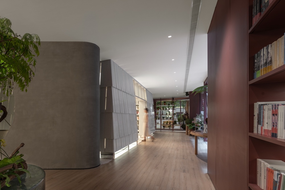 BIM建筑|将大酉山和小酉山藏于让努维尔的红色街道中/Wutopia Lab·俞挺