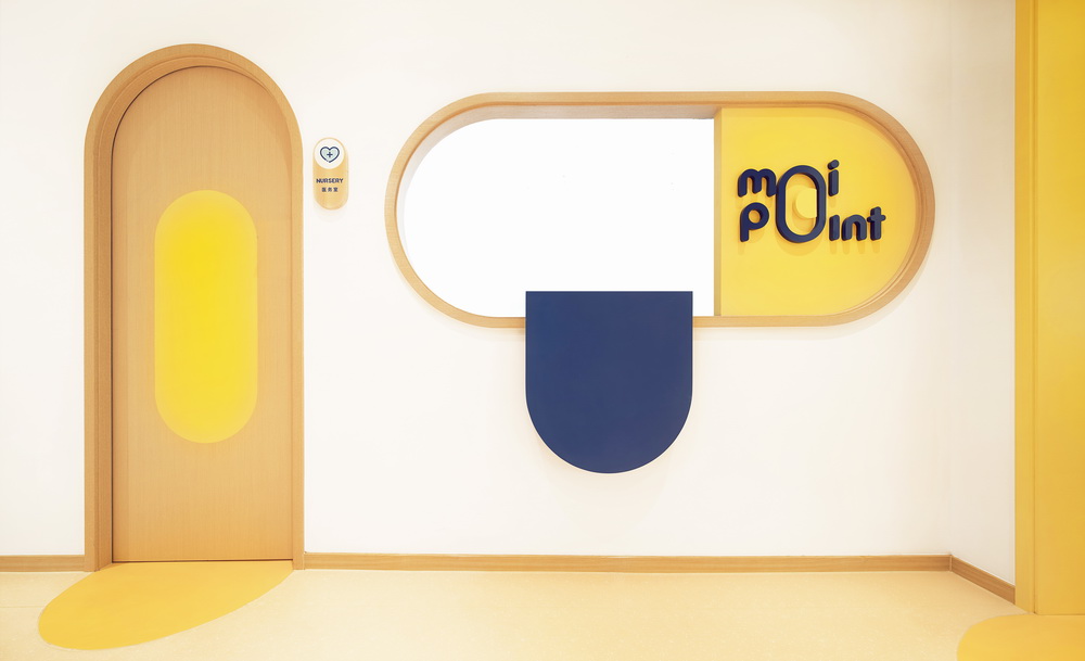 BIM建筑|极具分寸感的幼儿园空间：墨伊教育中心 / TOPOS DESIGN