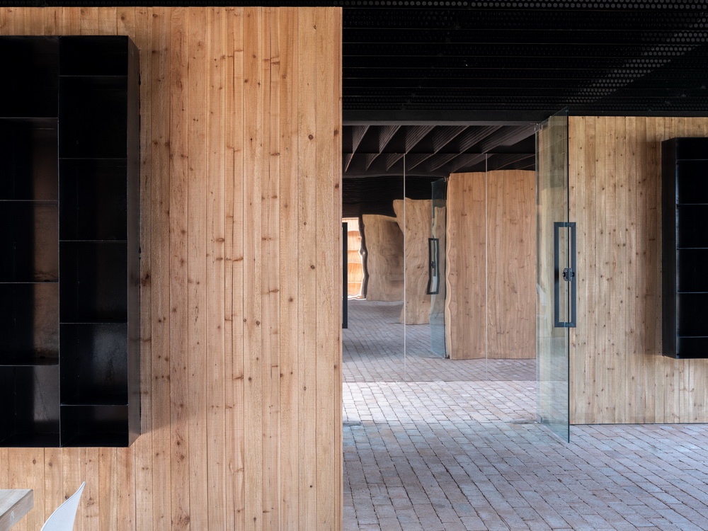 BIM建筑|树林里的图书室：自然向建筑的转译/空间里