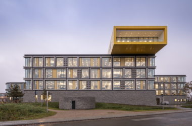 BIM建筑|这年头，建筑师得会拼乐高：乐高办公园区 / C.F. Møller建筑事务所-BIM建筑网