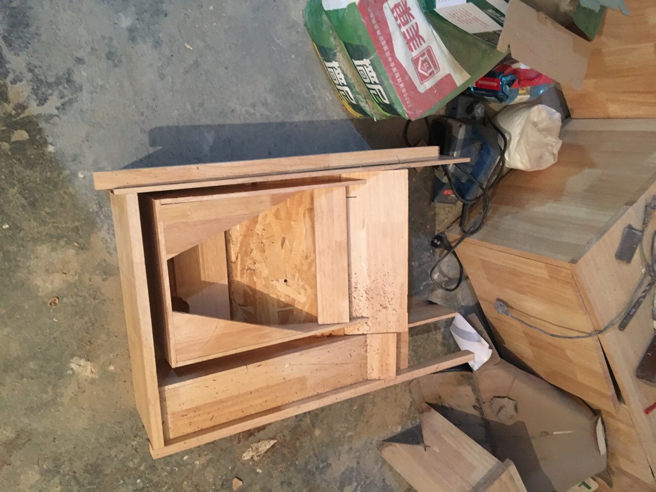 BIM建筑|手艺实验之家：100平米住宅改造里的“手艺与实验”/ 在造建筑