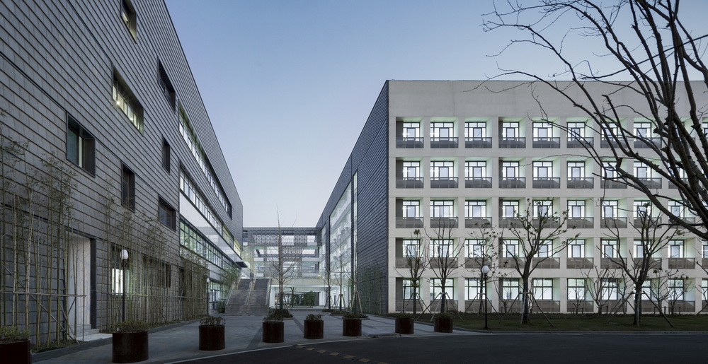 BIM建筑|重构“江南书院”：苏州高新区第四中学/中衡设计