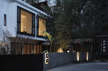 BIM建筑|在成都城中安放一片山林，是以不知春斋茶宿/ 时地建筑-BIM建筑网