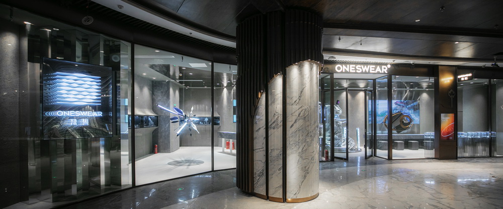 BIM建筑|重塑记忆瞬间 · 梵誓ONESWEAR武汉 K11 购物艺术中心店 / 平介设计