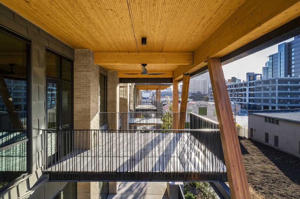 BIM建筑|德州首个大型木结构办公楼“The Soto”/ BOKA Powell