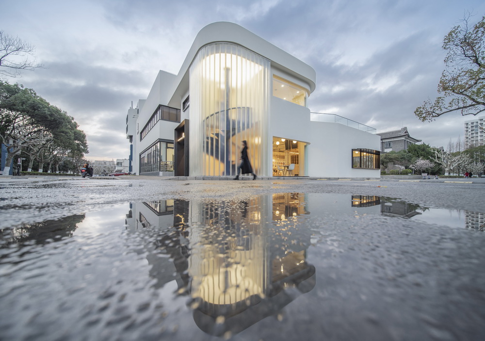 BIM建筑|华东理工大学陇上书店建筑更新—光与记忆的场所重塑/畎亩建筑