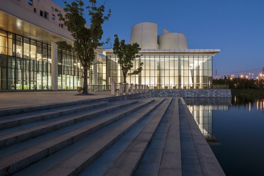 BIM建筑|上海科技大学 / Moore Ruble Yudell