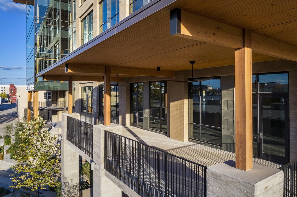 BIM建筑|德州首个大型木结构办公楼“The Soto”/ BOKA Powell