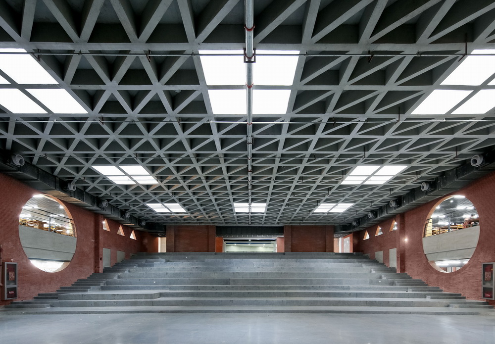 BIM建筑|东北大学文科2楼/THAD清华建筑设计院 庄惟敏