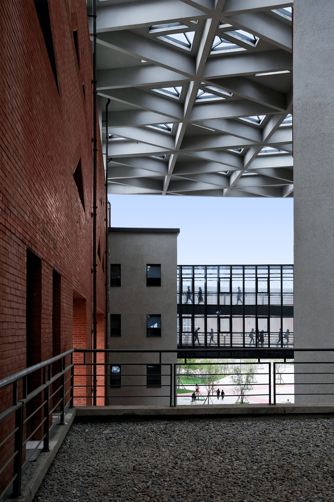 BIM建筑|东北大学文科2楼/THAD清华建筑设计院 庄惟敏