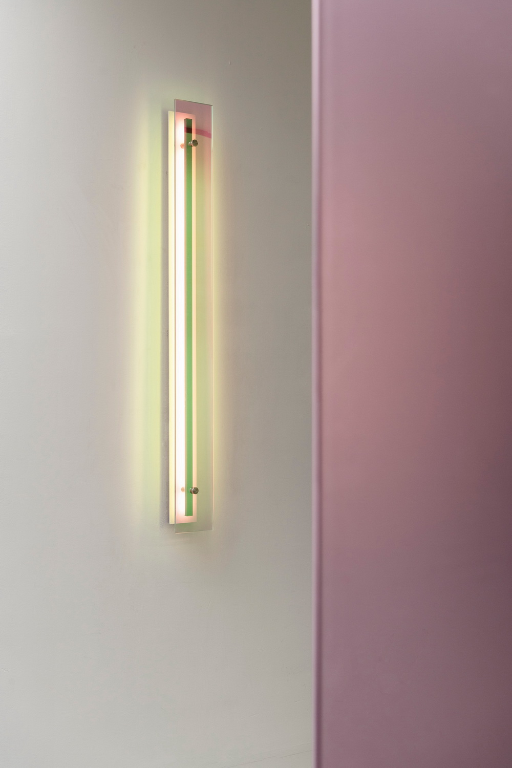 BIM建筑|将至上主义绘画转译成三维空间：层岩叠影展厅/朴居设计研究室