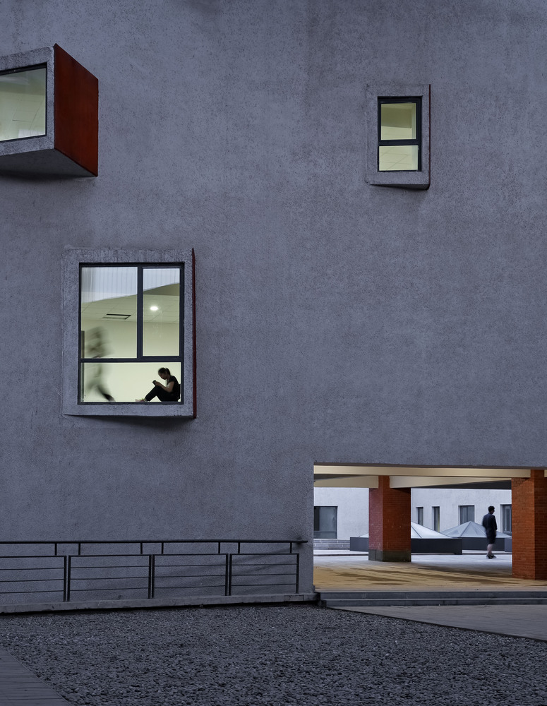 BIM建筑|东北大学文科2楼/THAD清华建筑设计院 庄惟敏