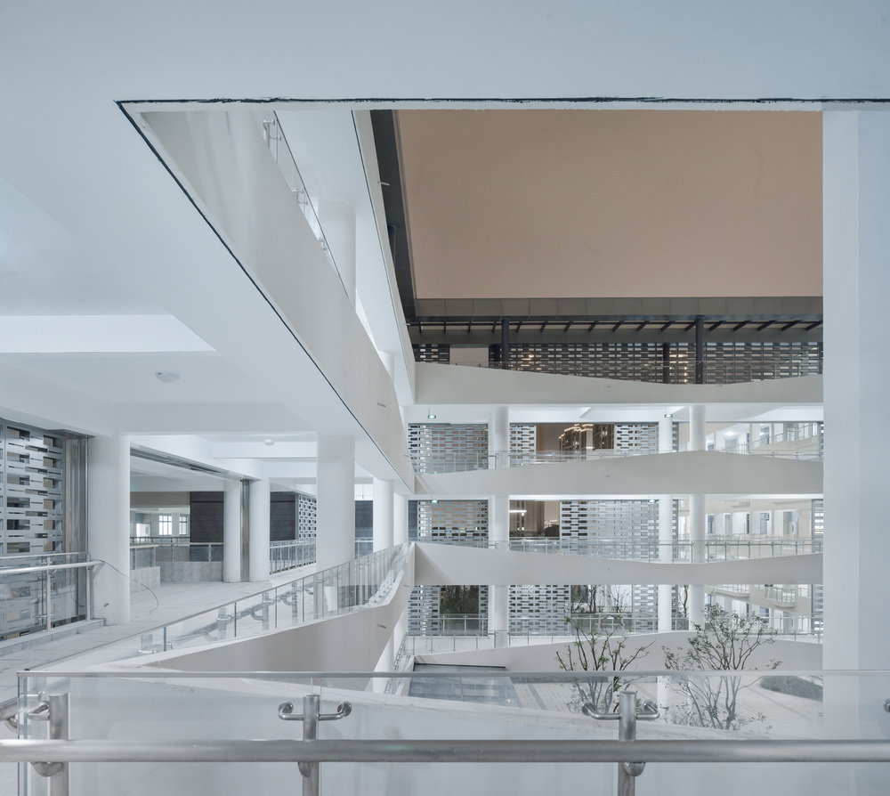 BIM建筑|重构“江南书院”：苏州高新区第四中学/中衡设计