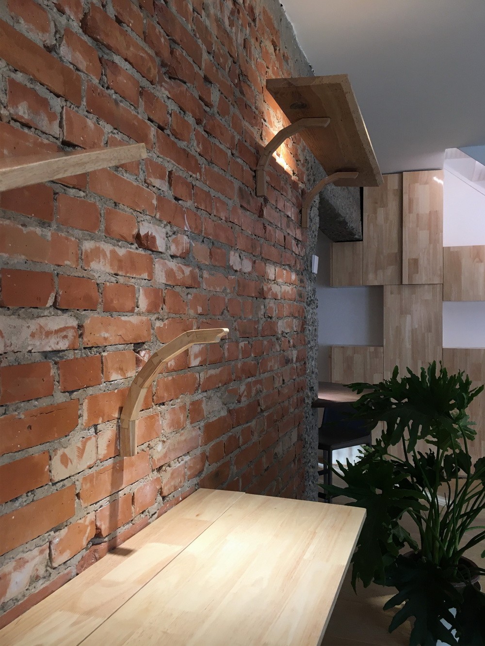 BIM建筑|手艺实验之家：100平米住宅改造里的“手艺与实验”/ 在造建筑