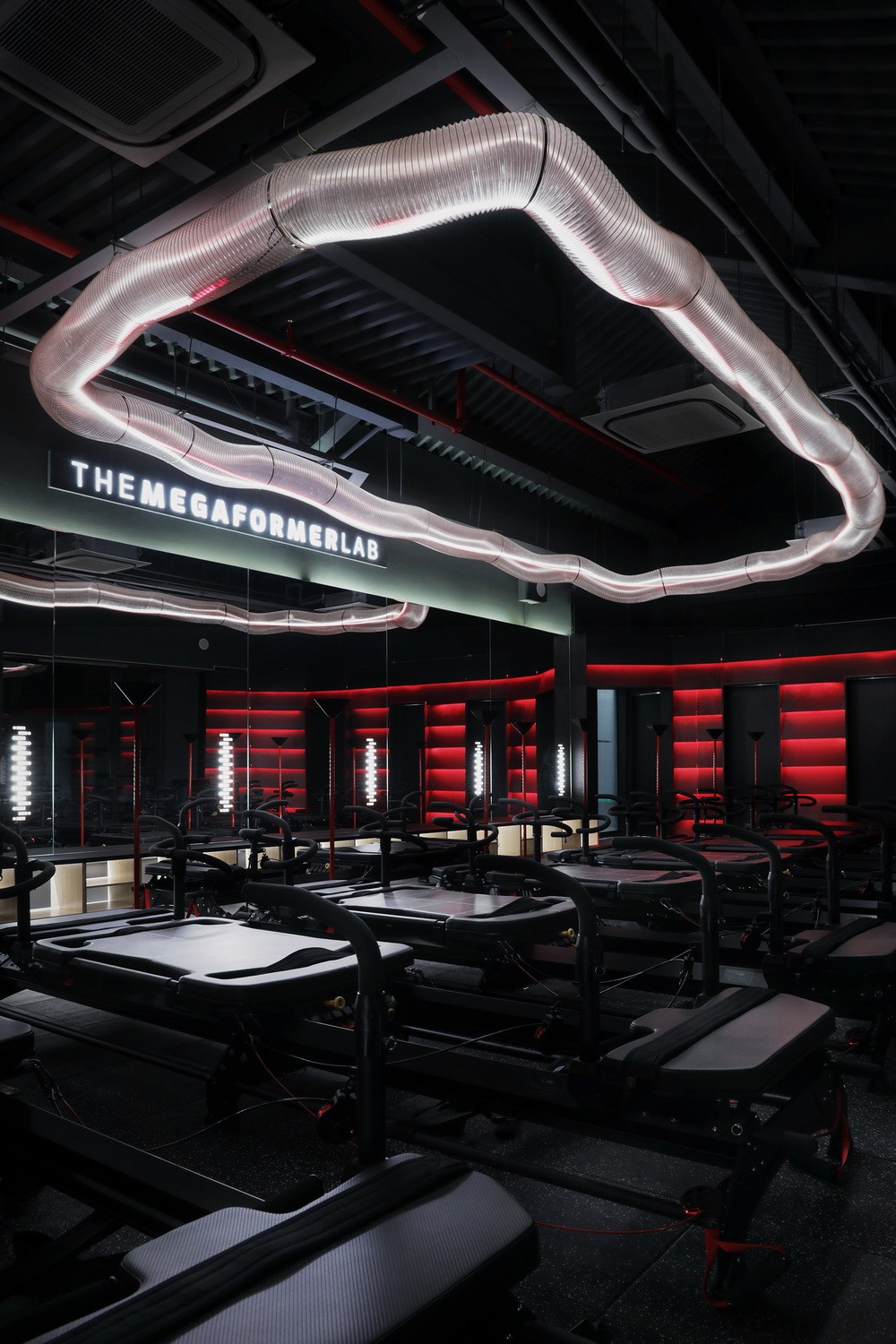 BIM建筑|The Megaformer Lab 健身工作室 / 无定设计