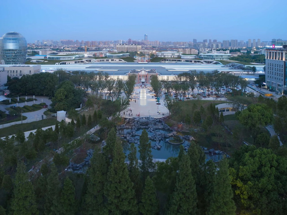 BIM建筑|“森林中的火车站”：嘉兴火车站启用通车/MAD