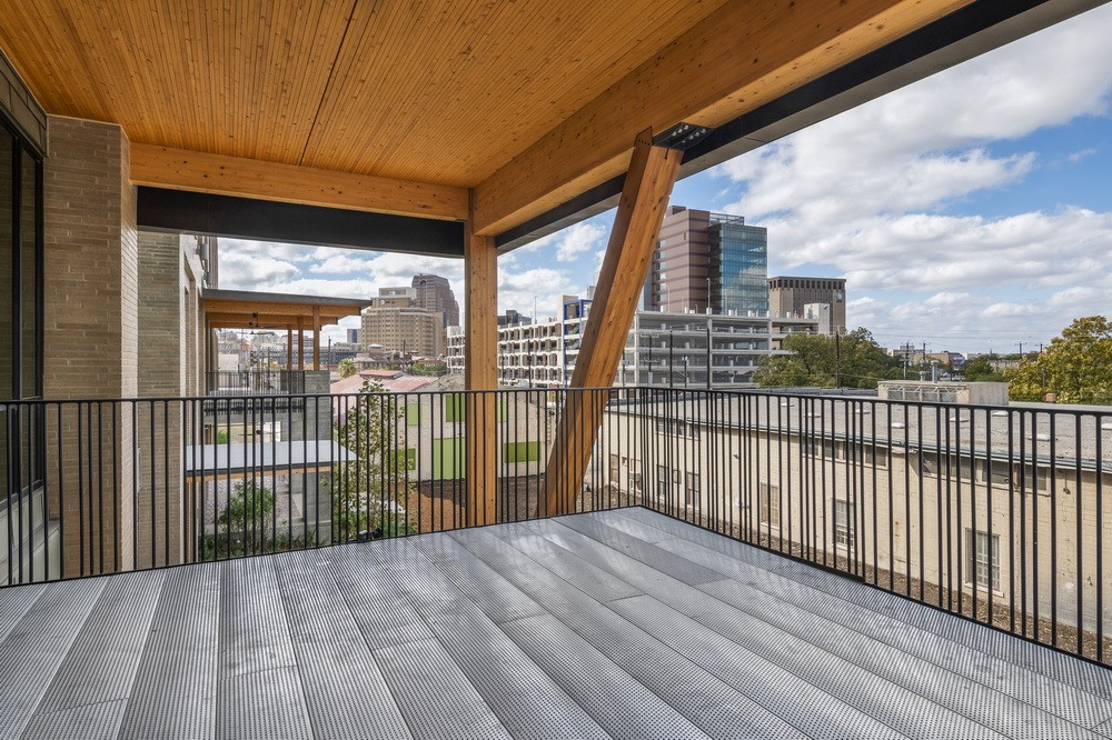 BIM建筑|德州首个大型木结构办公楼“The Soto”/ BOKA Powell