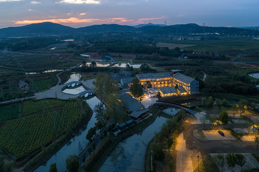 BIM建筑|李巷村村口公共空间再生/东大院 建筑技术与艺术（ATA）工作室