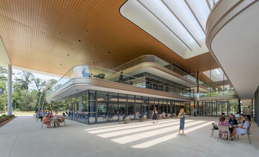 BIM建筑|美国PGA巡回赛总部 / 福斯特建筑事务所